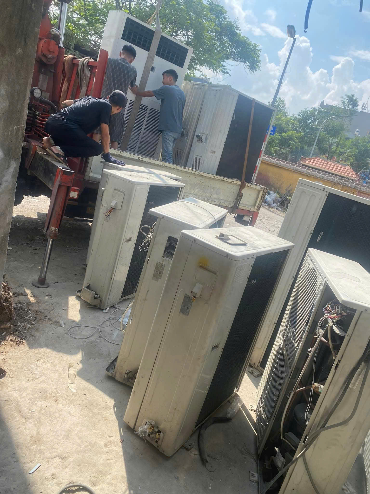 Máy Lạnh Cũ Bao Nhiêu Năm Thì Nên Bán – Tránh Hao Điện Vô Ích Và Tối Ưu Tài Chính
