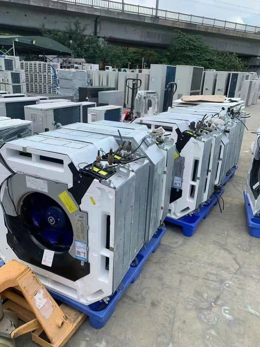 Thu Mua Máy Lạnh Cũ Giá Cao – Báo Giá Minh Bạch, Thanh Toán Ngay, Dịch Vụ Trọn Gói